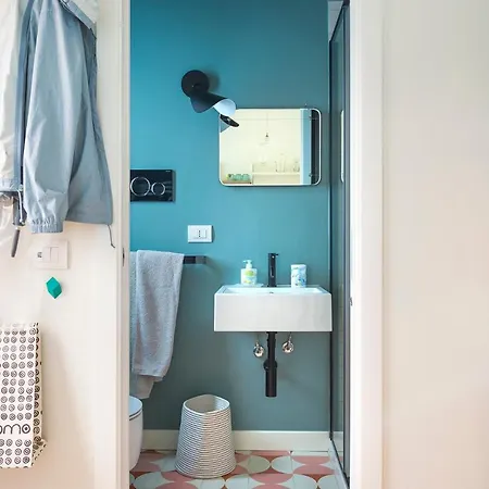 Apartment Plum Guide - On The Block Milan